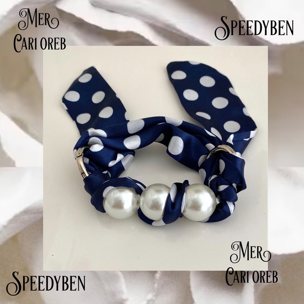 Scarf Bow Pearl Bracelet
